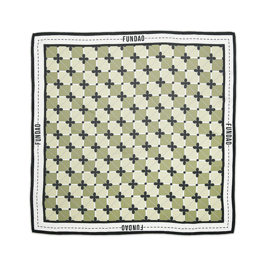 Fundao Scarf