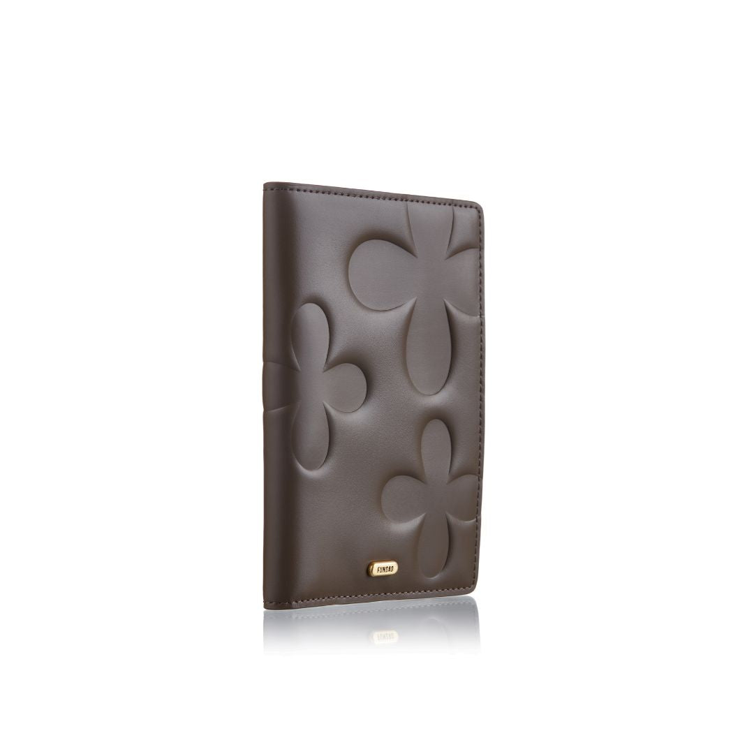 Fundao Passport Cover