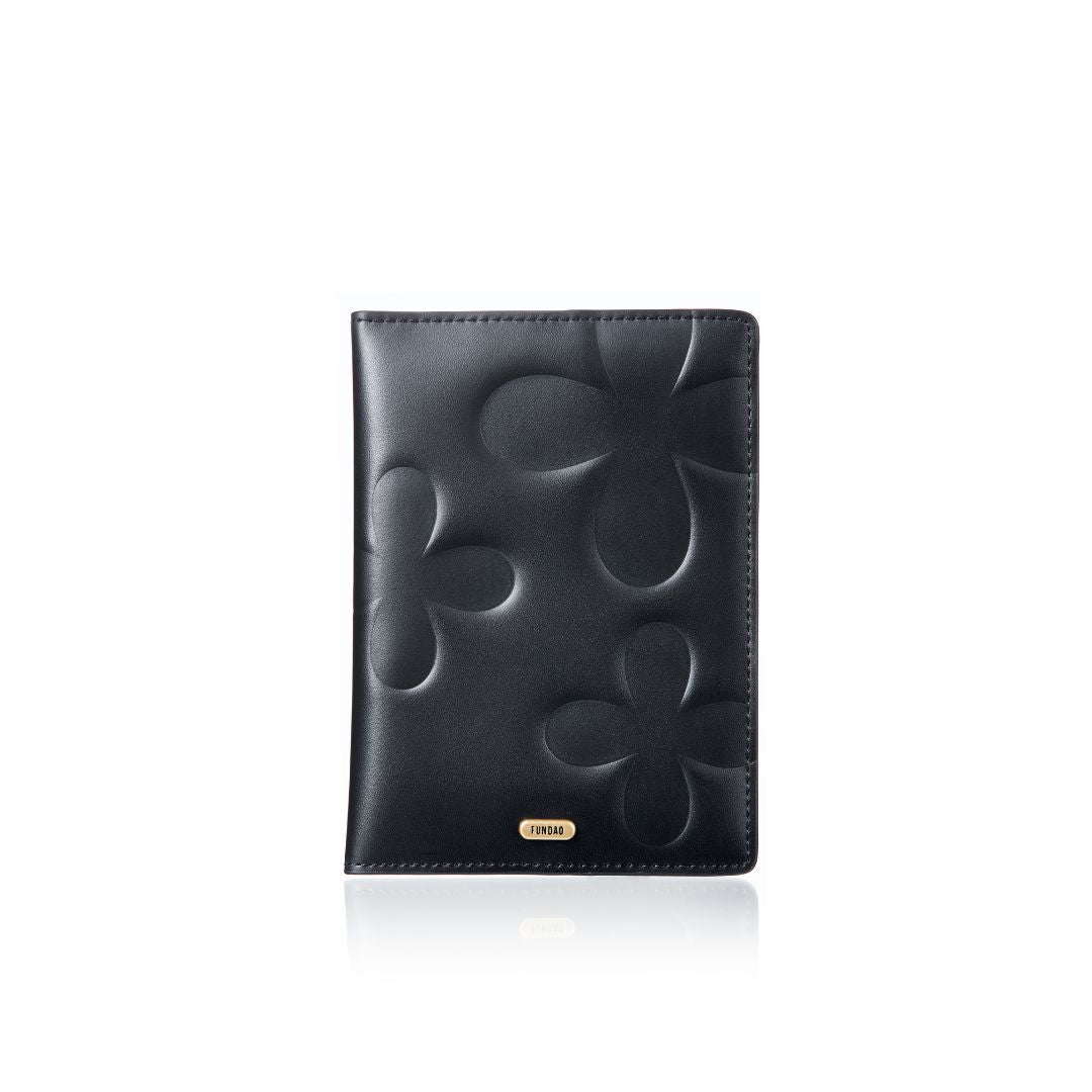 Fundao Passport Cover
