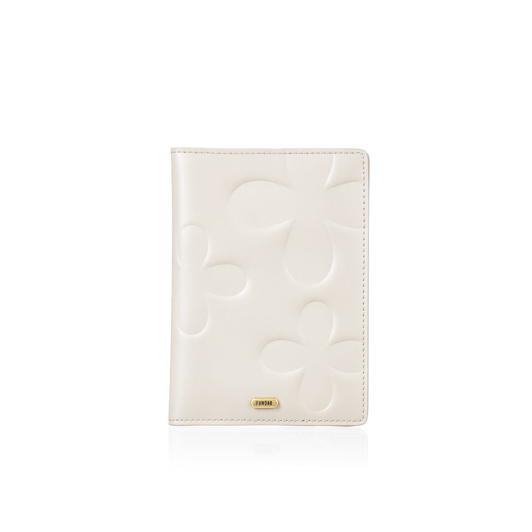Fundao Passport Cover