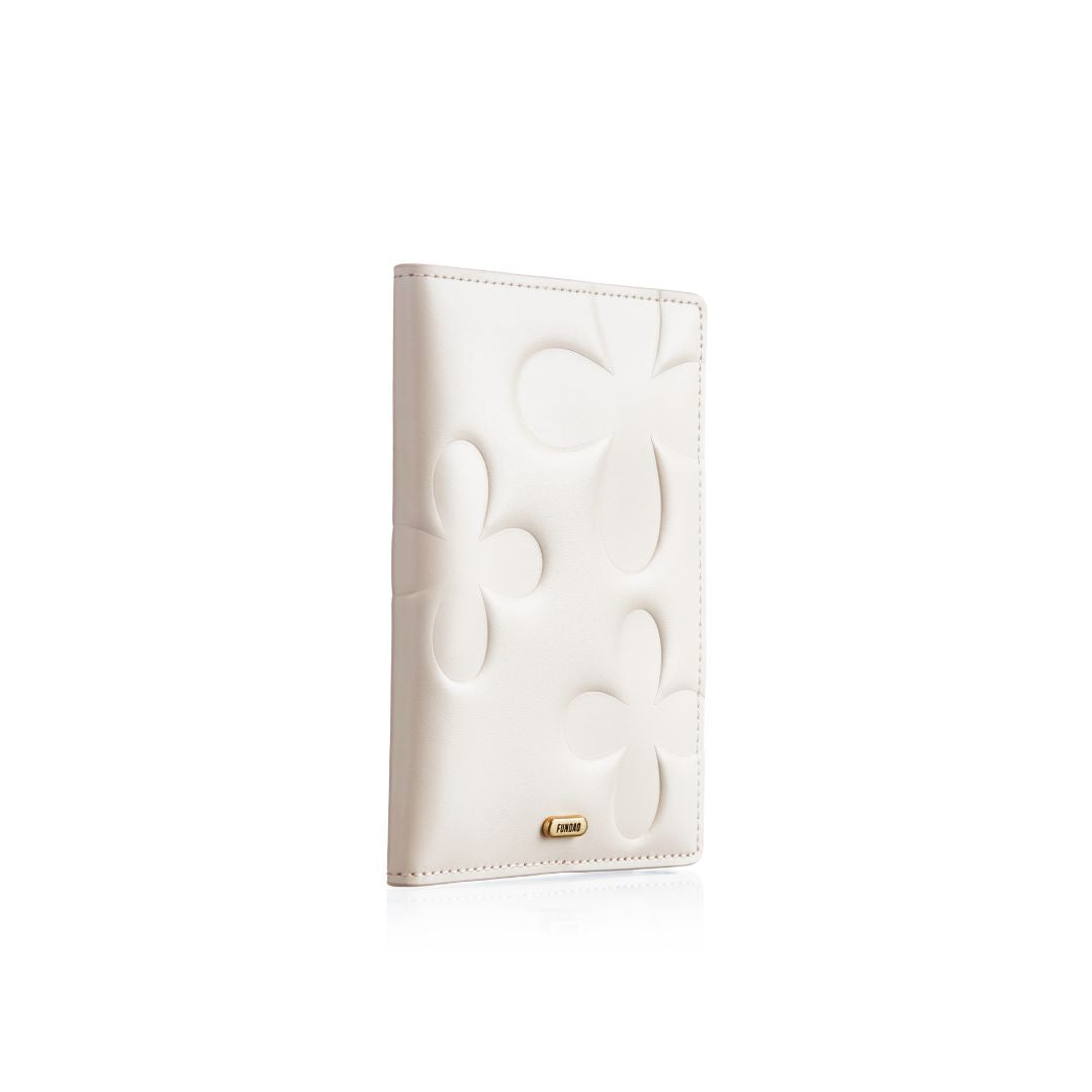 Fundao Passport Cover